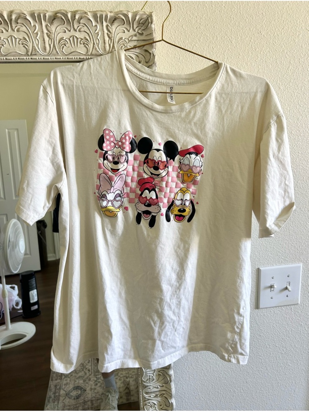Disney retro pink minnie, Mickey and friends tee